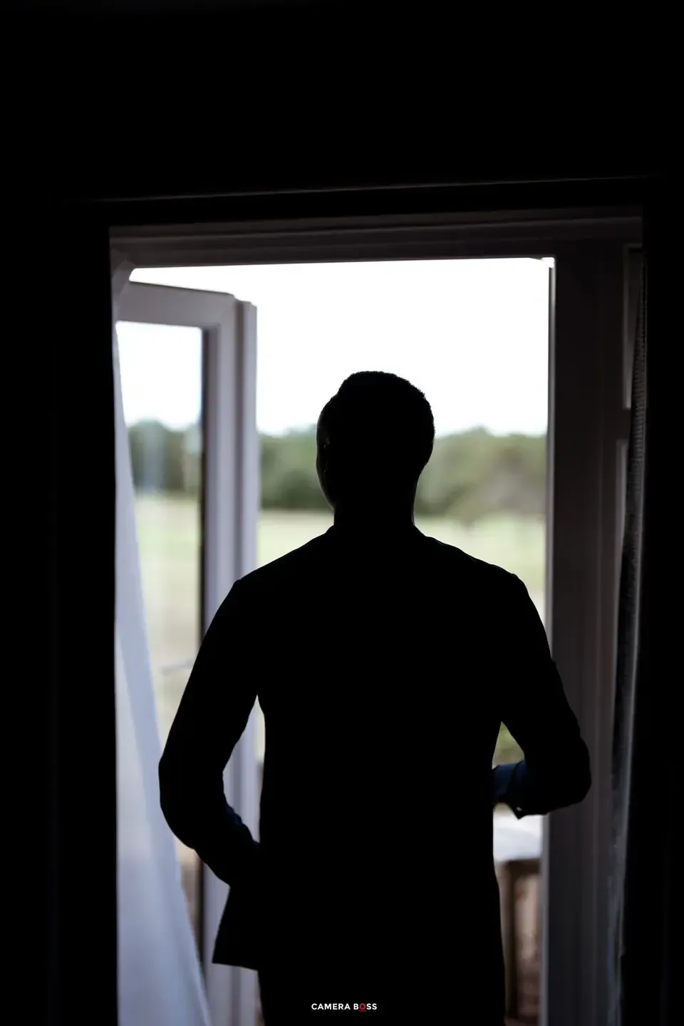 A silhouette on the wedding morning